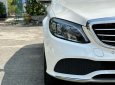 Mercedes-Benz 2021 - Trắng, nội thất kem, giá 1 tỷ 399