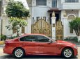 BMW 320i 2018 - Bán xe đỏ cam, nội thất đen kem