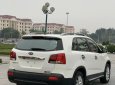 Kia Sorento 2011 - 2.4MT trắng máy xăng, số sàn