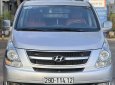 Hyundai Starex 2009 - Xe màu bạc