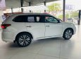 Mitsubishi Outlander 2022 - xe sẵn giao ngay giá cực tốt