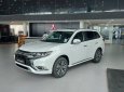 Mitsubishi Outlander 2022 - xe sẵn giao ngay giá cực tốt