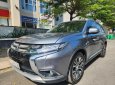 Mitsubishi Stavic 2018 - Cần bán xe màu xám, gia đình sử dụng mới 98%