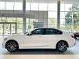 BMW 320i 2022 - [Xế  xịn - Tết sang] Sẵn màu trắng + Bộ quà tặng + phụ kiện cao cấp + Bảo hiểm. LH hotline nhận báo giá cạnh tranh nhất