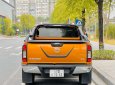 Nissan Navara 2020 - Màu cam cực đẹp