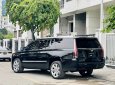 Cadillac Escalade 2015 - Xe màu đen