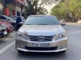 Toyota Camry 2014 - Xe màu bạc, giá chỉ 599 triệu