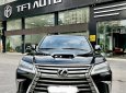 Lexus LX 570 2016 - Màu đen nội thất kem