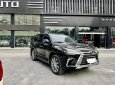 Lexus LX 570 2016 - Màu đen nội thất kem