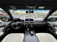 Lexus LX 570 2016 - Màu đen nội thất kem, 1 chủ từ đầu