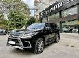 Lexus LX 570 2016 - Màu đen nội thất kem