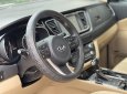 Kia Sedona 2016 - Còn mới giá chỉ 685tr