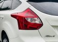 Ford Focus 2014 - Tặng kèm: Phim cách nhiệt, lót sàn, che mưa