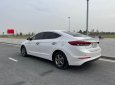 Hyundai Elantra 2018 - Màu trắng xe gia đình