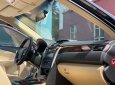 Toyota Camry 2018 - Xe màu đen, giá 795tr