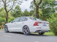 Volvo S60 2022 - Động cơ B5 xăng kèm động cơ điện