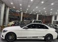 Mercedes-Benz C300 2018 - Giá 1 tỷ 279 triệu