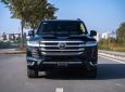 Toyota Land Cruiser 2021 - Xe màu đen, nhập khẩu