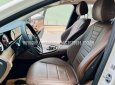 Mercedes-Benz E200 2019 - Màu trắng, nội thất nâu