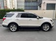 Ford Explorer 2019 - Màu trắng, nhập khẩu nguyên chiếc