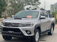 Toyota Hilux 2015 - Màu bạc, xe nhập