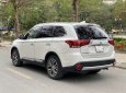 Mitsubishi Outlander 2019 - Màu trắng giá ưu đãi