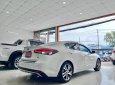 Kia Cerato 2018 - Màu trắng số tự động giá hữu nghị