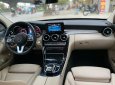 Mercedes-Benz C180 2019 - Còn mới giá chỉ 960tr