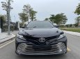 Toyota Camry 2020 - Bán đăng ký lần đầu 2020 nhập khẩu nguyên chiếc giá chỉ 920tr