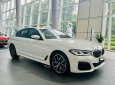 BMW 520i 2022 - Xe giao ngay, ưu đãi tiền mặt hấp dẫn đầu năm mới, tặng kèm bộ quà tặng phụ kiện full theo xe