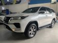 Toyota Fortuner 2021 - Màu trắng