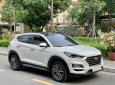 Hyundai Tucson 2020 - Màu trắng, biển Hà Nội - Cửa sổ trời toàn cảnh