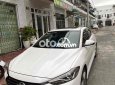 Hyundai Elantra  sport 1.6 turbo màu trắng 2018 - elantra sport 1.6 turbo màu trắng