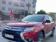 Mitsubishi Outlander 2018 - Màu đỏ giá cạnh tranh