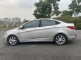 Hyundai Accent 2011 - Màu bạc đẹp