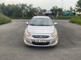 Hyundai Accent 2011 - Màu bạc đẹp