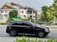 Mercedes-Benz GLC 300 2019 - Màu đen, nội thất kem