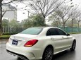 Mercedes-Benz C300 2017 - Màu trắng, xe nhập