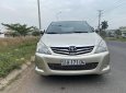 Toyota Innova 2008 - Màu bạc xe gia đình