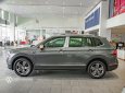 Volkswagen Tiguan 2022 - Giảm 100% phí trước bạ, tặng BHVC, tặng 5 năm bảo dưỡng miễn phí, góp 0% lãi suất