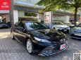 Toyota Camry 2020 - Màu đen, xe nhập xe gia đình