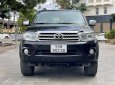 Toyota Fortuner 2011 - Màu đen, giá chỉ 425 triệu