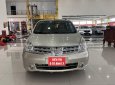 Nissan Grand livina 2011 - Số sàn, 7 chỗ rộng rãi, lên full đồ chơi đẹp theo xe