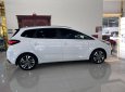 Kia Rondo 2021 - Số sàn 7 chỗ cực khỏe, trang bị tiện nghi ngập tràn