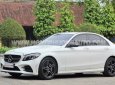 Mercedes-Benz C300 2019 - Xe chạy 9.000km sơn zin cả xe