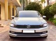 Volkswagen Passat 2017 - Màu trắng, nhập khẩu