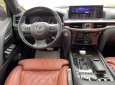 Lexus LX 570 2020 - Odo 3 vạn km