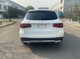 Mercedes-Benz GLC 200 2021 - Trắng, nội thất đen