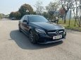 Mercedes-Benz C180 2021 - Xe màu đen, xe nhập