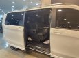 Mercedes-Benz V250 2023 - Tặng gói bảo hiểm vật chất - Quà tặng chính hãng Mer - Bảo hành 03 năm